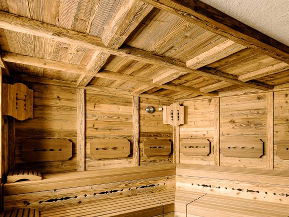 Organic herbs sauna